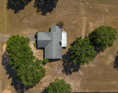 561 Mount Pleasant Road - Photo Thumbnail 23