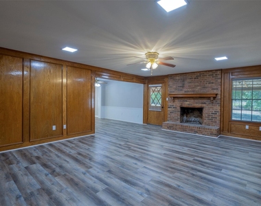561 Mount Pleasant Road - Photo Thumbnail 1