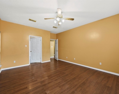 19119 Timber Trace Drive - Photo Thumbnail 13
