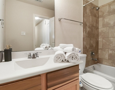 14039 Embrystone Lane - Photo Thumbnail 17