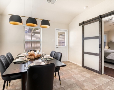 14039 Embrystone Lane - Photo Thumbnail 11