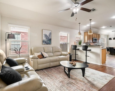 14039 Embrystone Lane - Photo Thumbnail 7