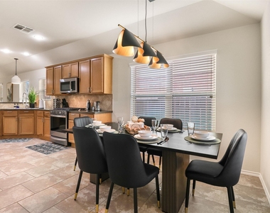 14039 Embrystone Lane - Photo Thumbnail 10