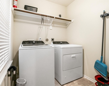 14039 Embrystone Lane - Photo Thumbnail 5