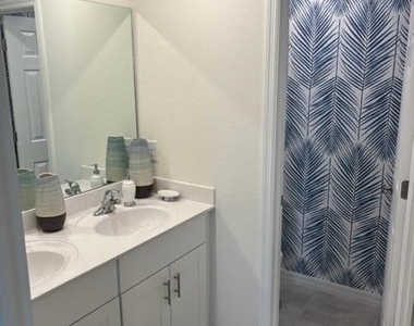 14059 Oviedo Place - Photo Thumbnail 11