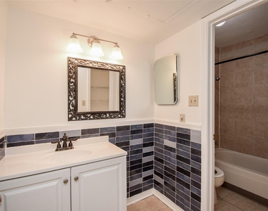 2121 Hepburn Street - Photo Thumbnail 9