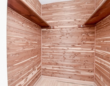 2121 Hepburn Street - Photo Thumbnail 13