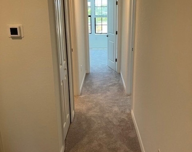 14316 Oviedo Place - Photo Thumbnail 12