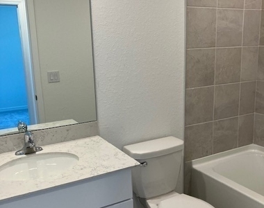14316 Oviedo Place - Photo Thumbnail 6