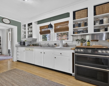 1189 Union - Photo Thumbnail 30