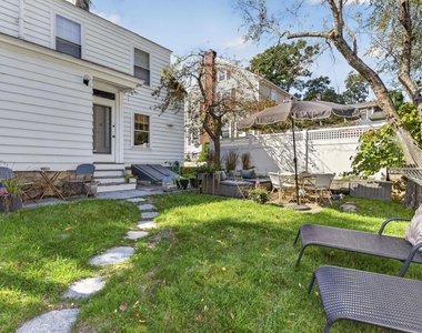 1189 Union - Photo Thumbnail 9