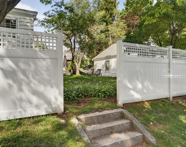 1189 Union - Photo Thumbnail 5