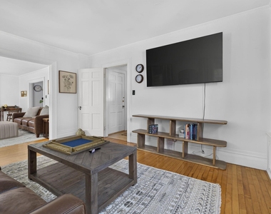 1189 Union - Photo Thumbnail 28