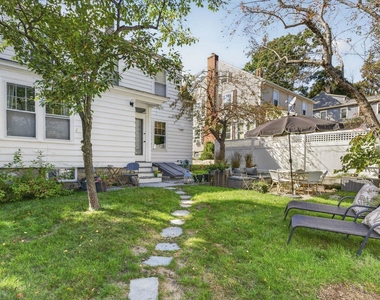 1189 Union - Photo Thumbnail 10