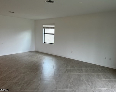 11410 Timber Creek Drive - Photo Thumbnail 4