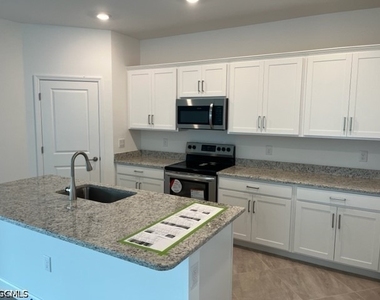 11410 Timber Creek Drive - Photo Thumbnail 2