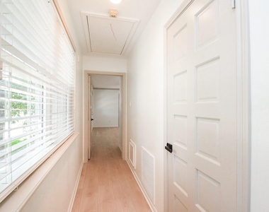 9342 Briar Forest Drive - Photo Thumbnail 37