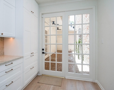 9342 Briar Forest Drive - Photo Thumbnail 22