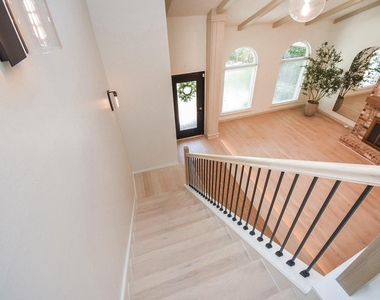 9342 Briar Forest Drive - Photo Thumbnail 31