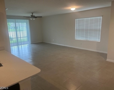 20530 Plumwood Loop - Photo Thumbnail 4