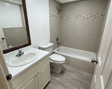 6136 Whiskey Creek Drive - Photo Thumbnail 21