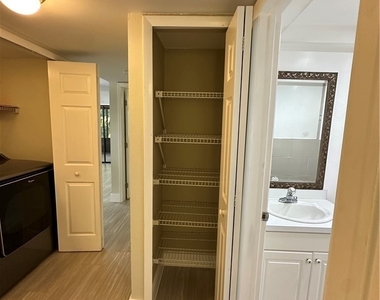 6136 Whiskey Creek Drive - Photo Thumbnail 22
