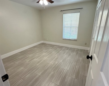 6136 Whiskey Creek Drive - Photo Thumbnail 20