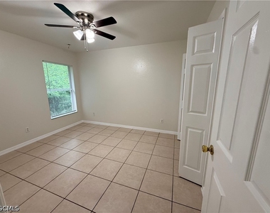 460 Windermere Drive - Photo Thumbnail 12