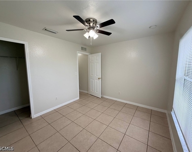 460 Windermere Drive - Photo Thumbnail 13