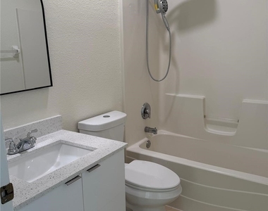 3117 25th Street Sw - Photo Thumbnail 7