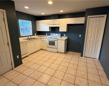 2219 Leda Avenue S - Photo Thumbnail 1