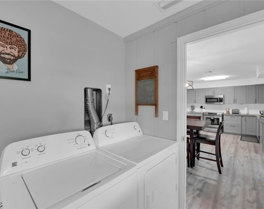 2506 Se 8th Avenue - Photo Thumbnail 22