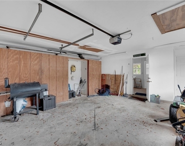 2506 Se 8th Avenue - Photo Thumbnail 24