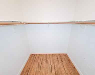 1432 Ennis Street - Photo Thumbnail 34
