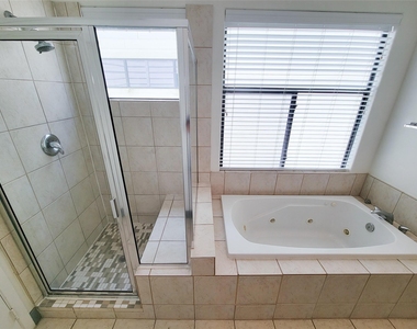 1432 Ennis Street - Photo Thumbnail 37