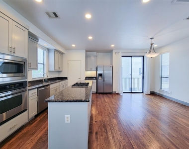 1432 Ennis Street - Photo Thumbnail 8