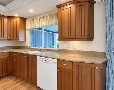 3609 Se 3rd Avenue - Photo Thumbnail 5