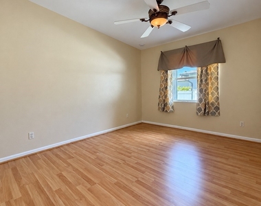 3609 Se 3rd Avenue - Photo Thumbnail 17