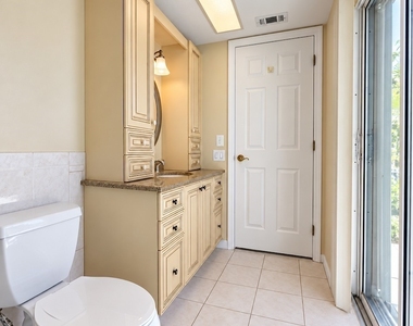 3609 Se 3rd Avenue - Photo Thumbnail 13
