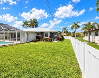 3609 Se 3rd Avenue - Photo Thumbnail 24