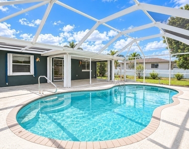 3609 Se 3rd Avenue - Photo Thumbnail 23
