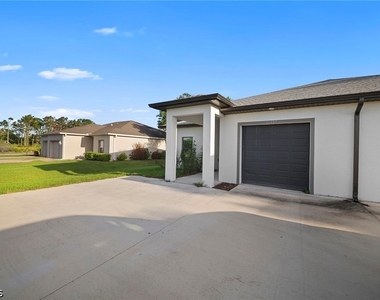 26481 Sandhill Boulevard - Photo Thumbnail 24