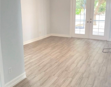 1418 Ne 11th Terrace - Photo Thumbnail 4