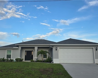 513 Nw 16th Place - Photo Thumbnail 2