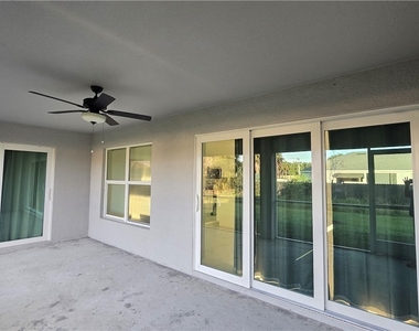 513 Nw 16th Place - Photo Thumbnail 18