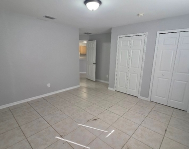 2405 Nobel Avenue - Photo Thumbnail 14