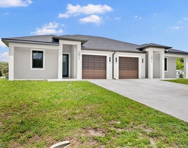 934 Jaguar Boulevard - Photo Thumbnail 2