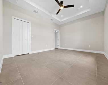 934 Jaguar Boulevard - Photo Thumbnail 36