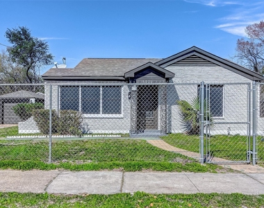 5211 Farmer Street - Photo Thumbnail 23