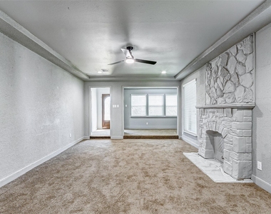 5211 Farmer Street - Photo Thumbnail 5